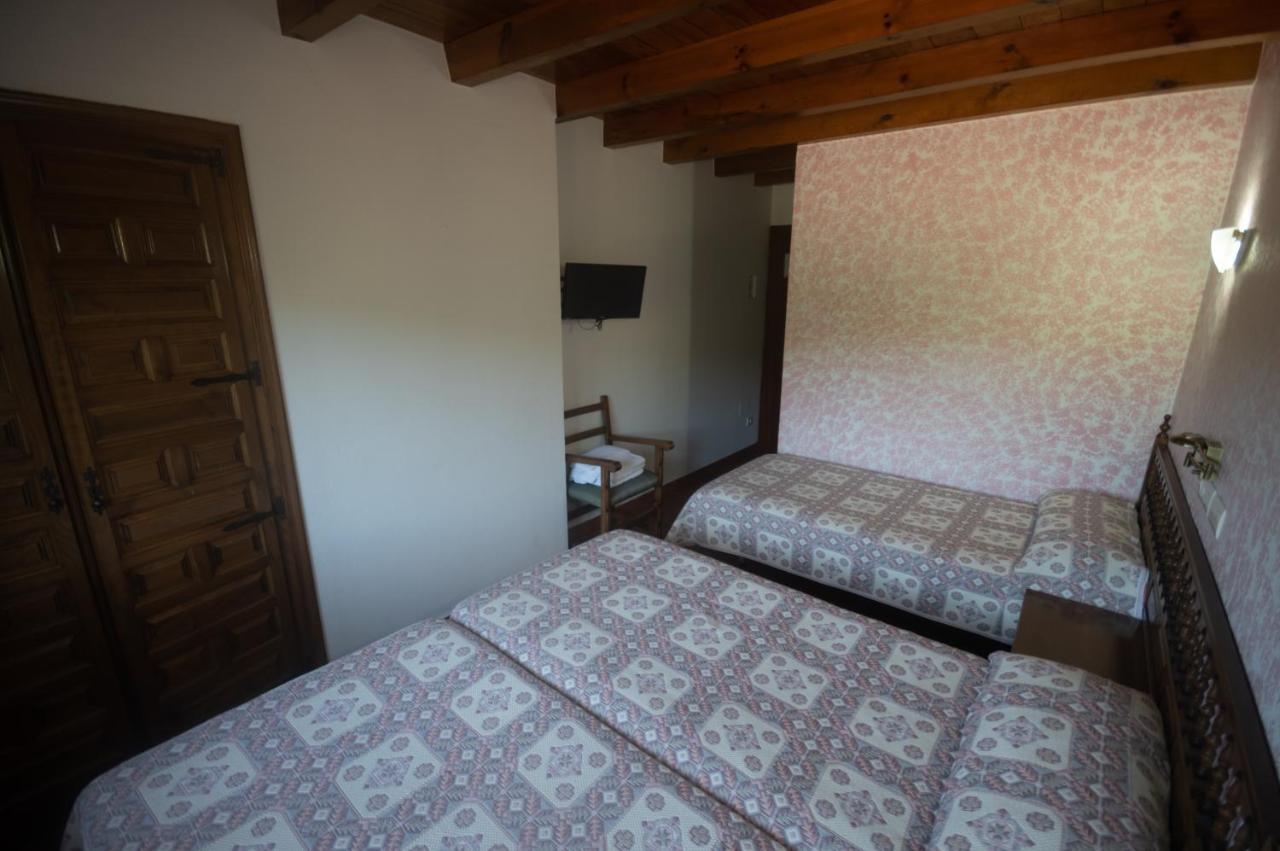 Posada Casa De Julia Parbayon Luaran gambar