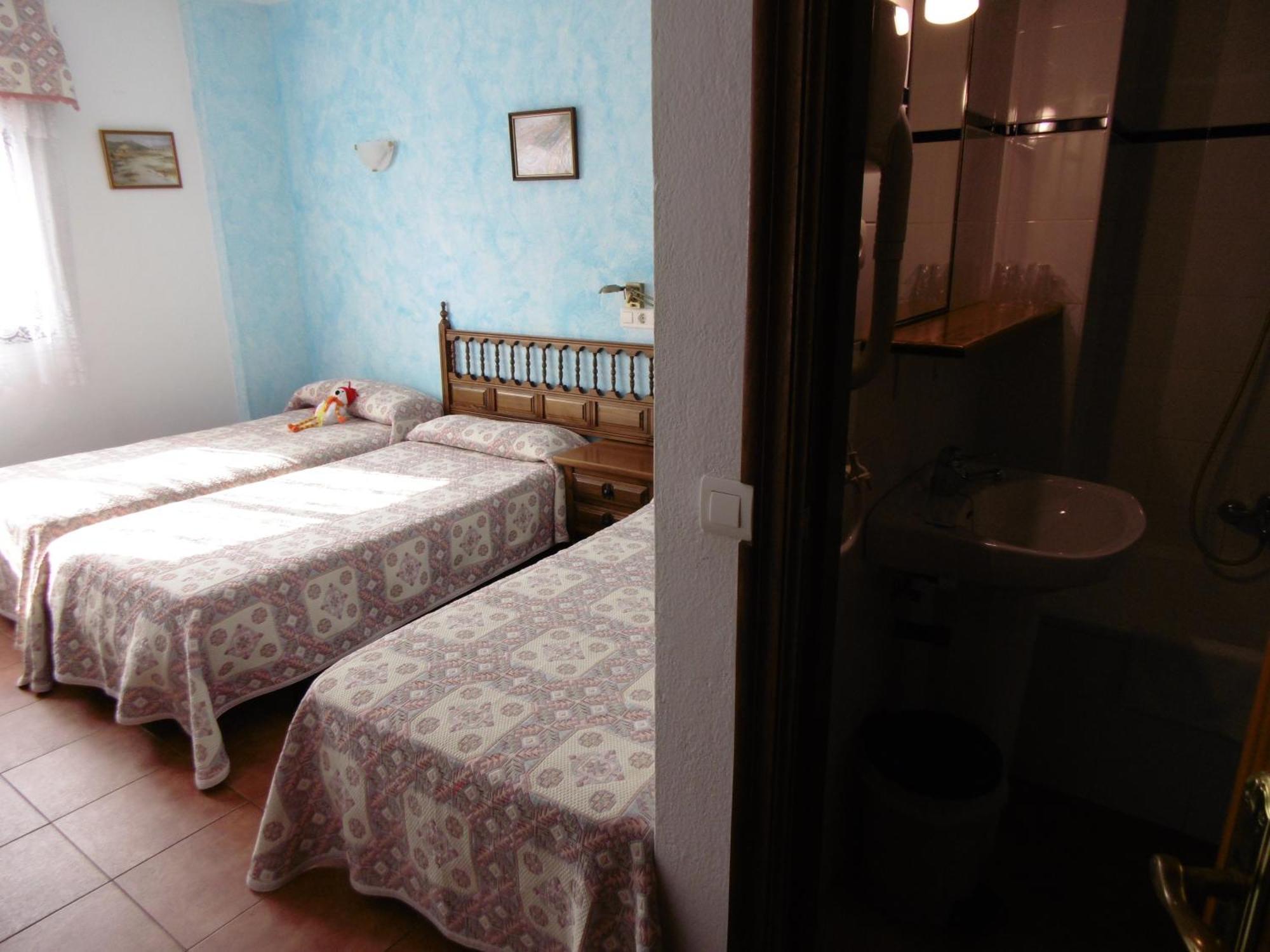 Posada Casa De Julia Parbayon Bilik gambar