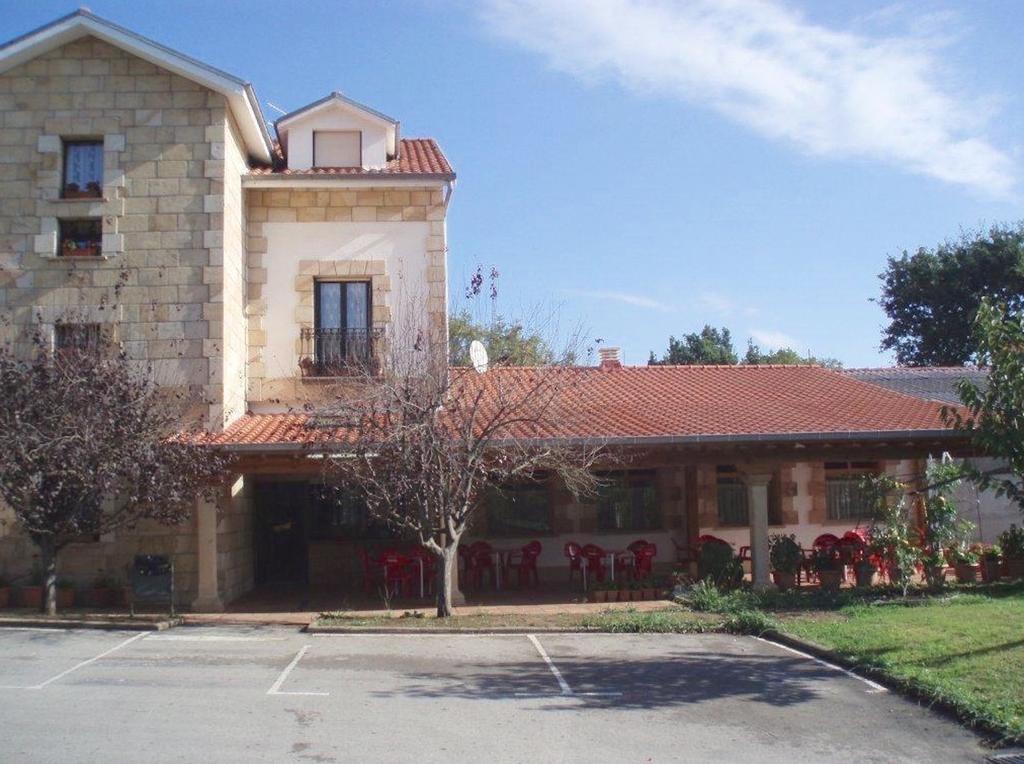 Posada Casa De Julia Parbayon Luaran gambar